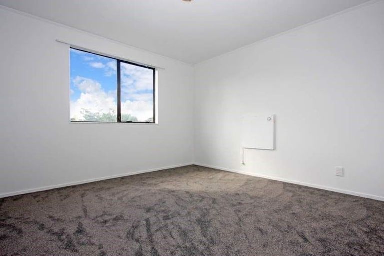 Photo of property in 1/15 Trimdon Street, Randwick Park, Auckland, 2105