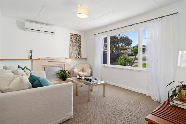Photo of property in 11 Goods Road, Otumoetai, Tauranga, 3110