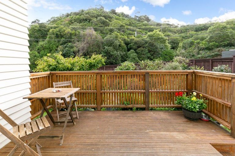 Photo of property in 64 Khandallah Road, Ngaio, Wellington, 6035