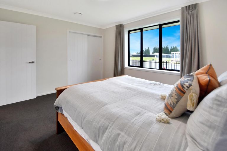 Photo of property in 8 Birch Hill Drive, Twizel, 7901