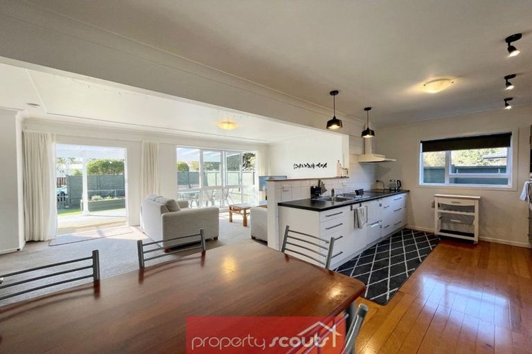 Photo of property in 3b Wheeler Place, Upper Vogeltown, New Plymouth, 4310