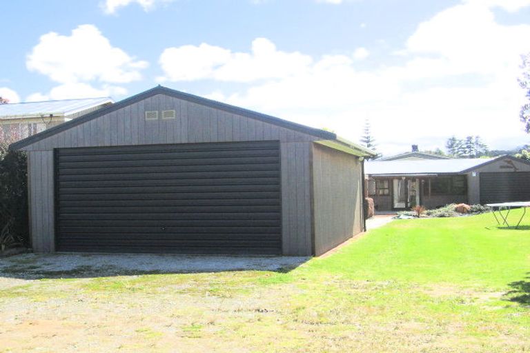 Photo of property in 11 North Avenue, Mangawhai Heads, Mangawhai, 0505