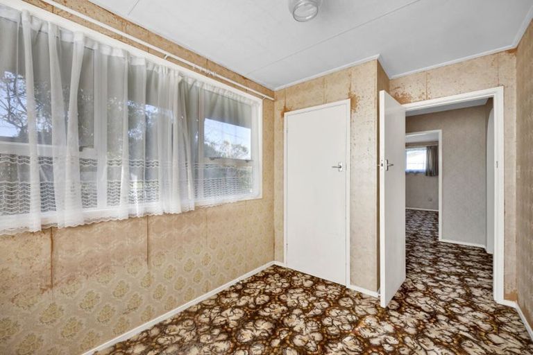 Photo of property in 16 Old South Road, Okato, 4335