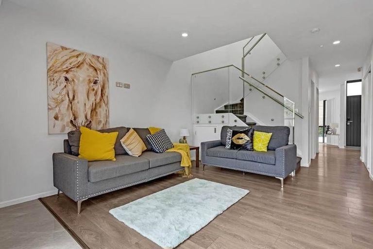 Photo of property in 9b Pah Road, Papatoetoe, Auckland, 2025