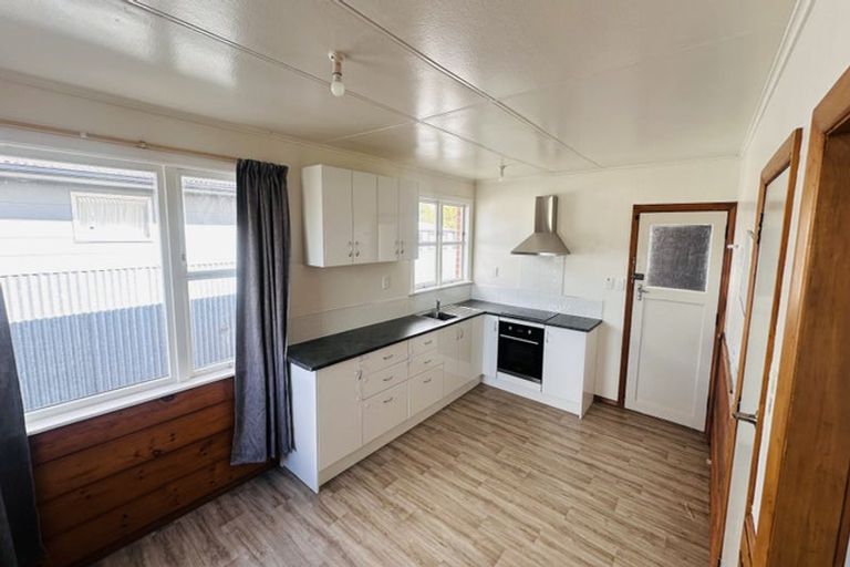 Photo of property in 35 Alexander Street, Awapuni, Palmerston North, 4412