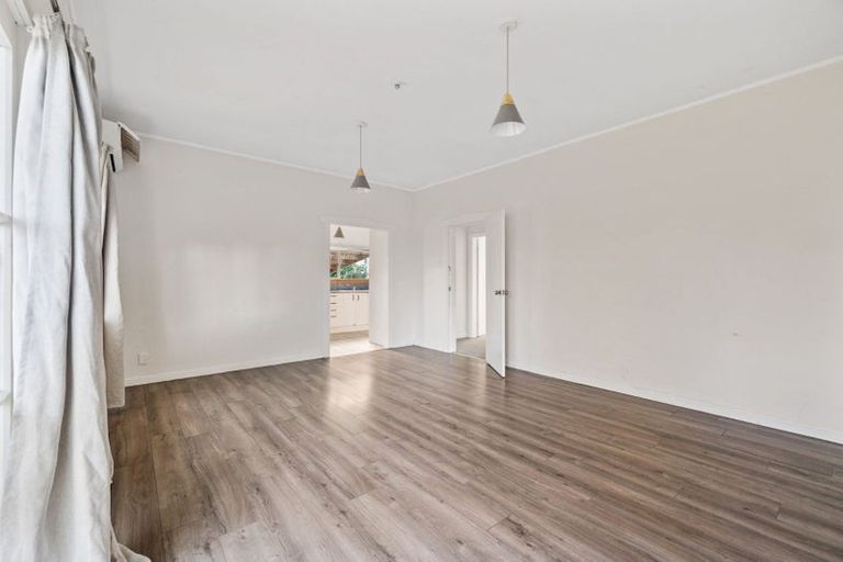 Photo of property in 23 Alfredton Road, Eketahuna, 4900