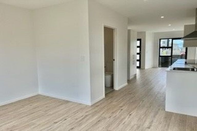 Photo of property in 148a Mcleod Road, Te Atatu South, Auckland, 0610