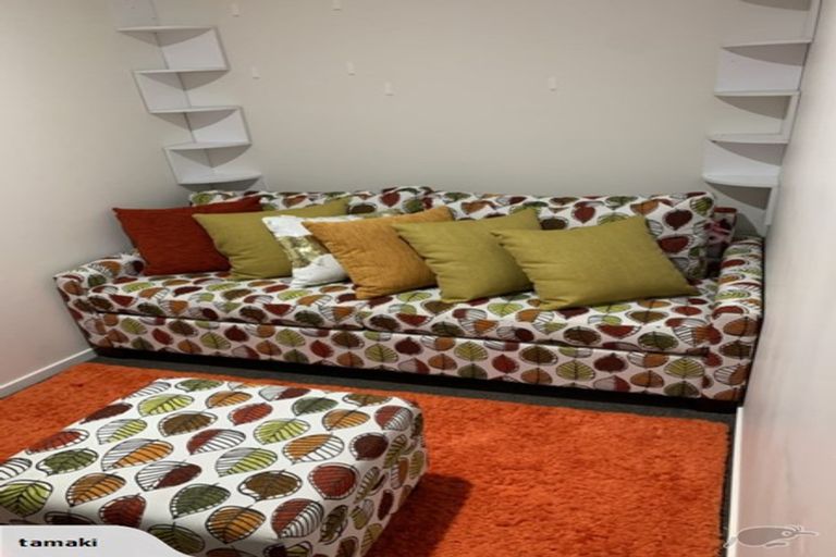 Photo of property in 2/31 Kenderdine Road, Papatoetoe, Auckland, 2025