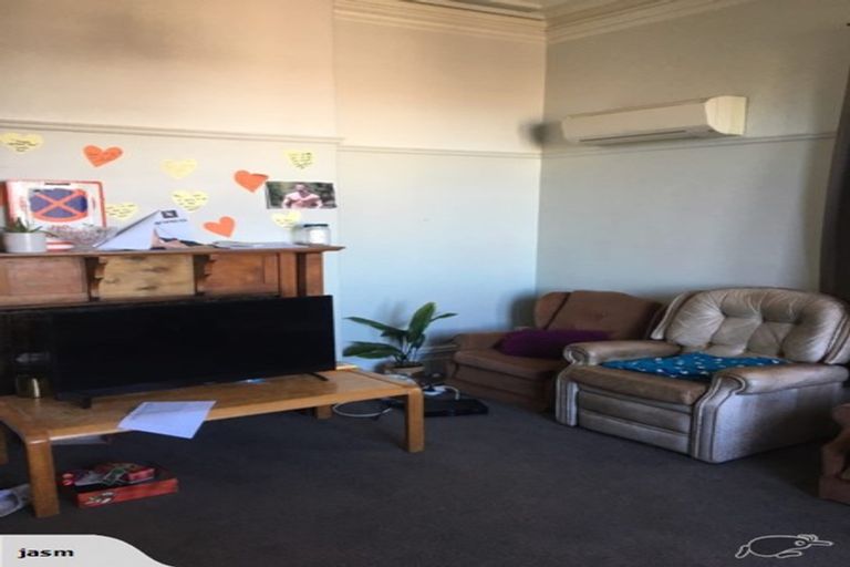 Photo of property in 32 Park Street, North Dunedin, Dunedin, 9016