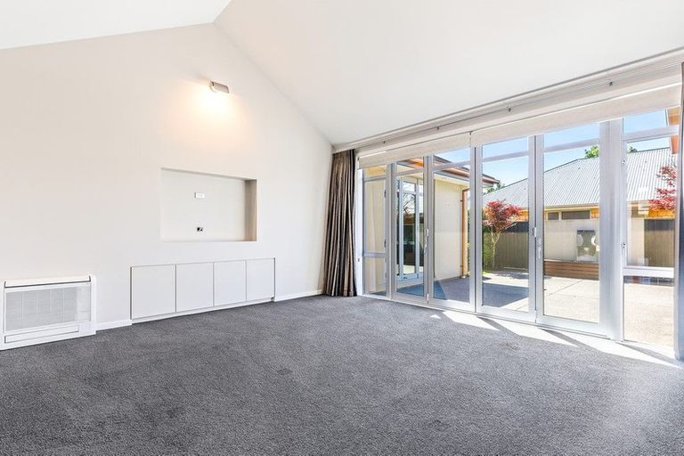 Photo of property in 5 Applefield Court, Northwood, Christchurch, 8051