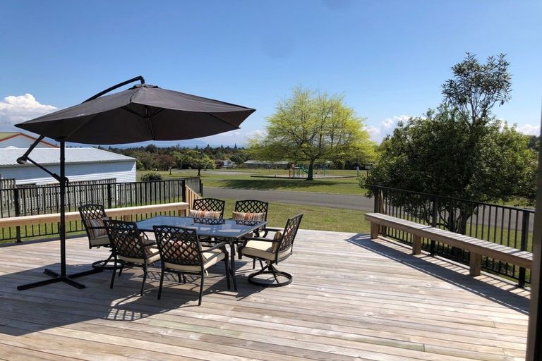 Photo of property in 3 Rowena Crescent, Motuoapa, 3382