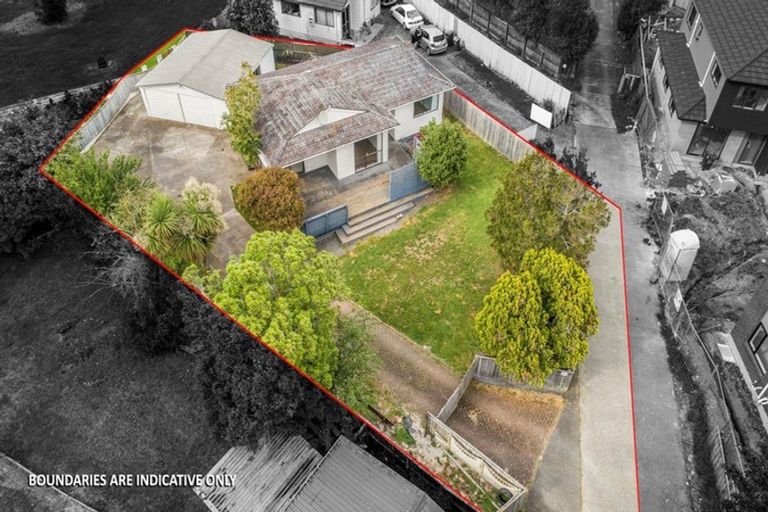 Photo of property in 10 Goldnib Place, Randwick Park, Auckland, 2105