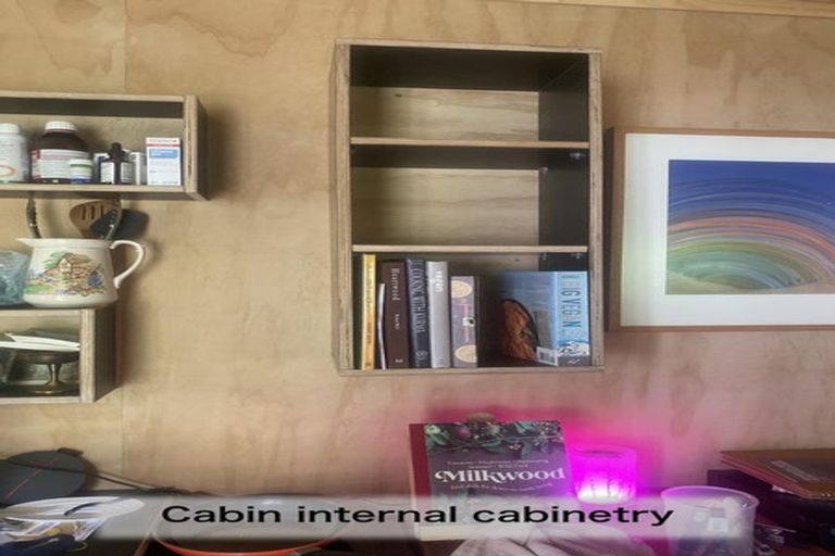 Photo of property in 4 Te Pahi River Drive, Paparoa, Maungaturoto, 0583