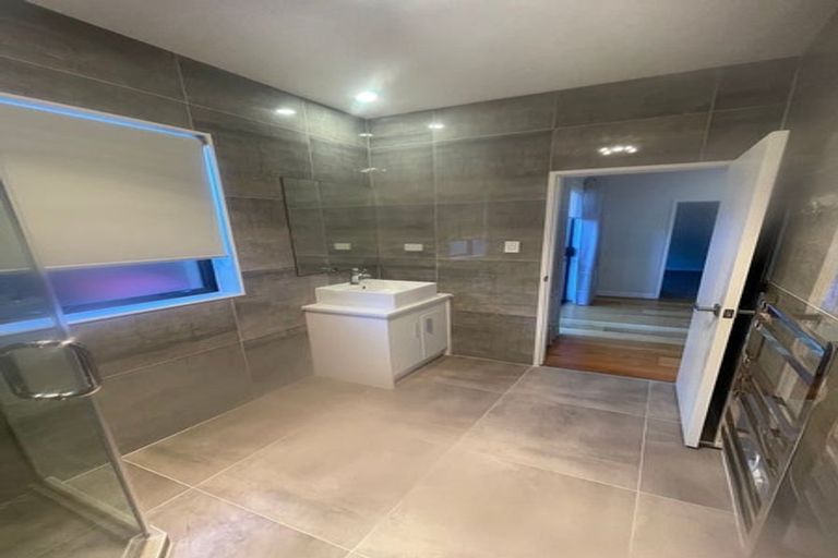 Photo of property in 14 Lavey Road, Flat Bush, Auckland, 2019