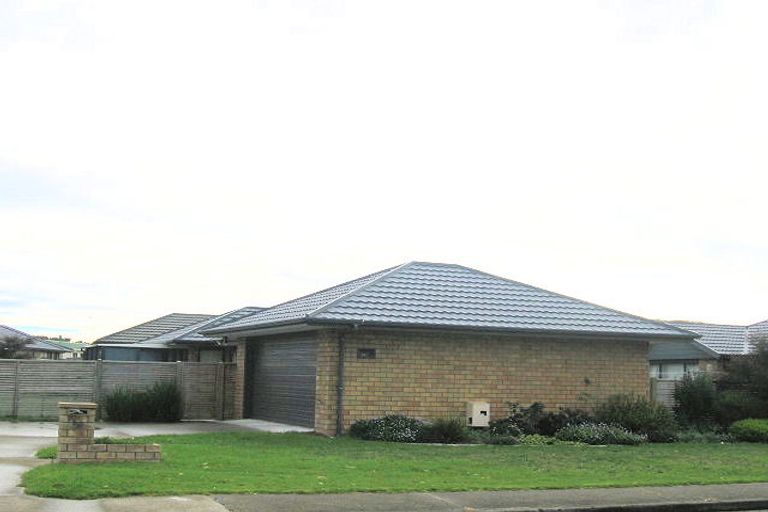 Photo of property in 53 Makarini Street, Paraparaumu, 5032