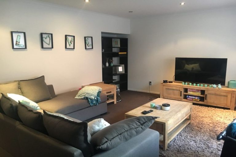 Photo of property in 1a Charlemont Street, Whitiora, Hamilton, 3200