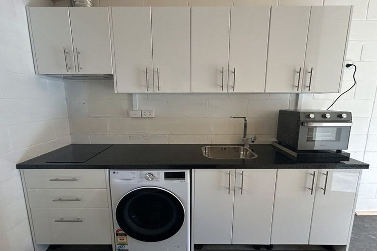 Photo of property in 4/3 Angle Street, Picton, 7220