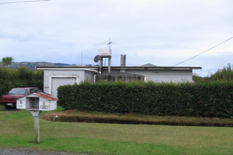 Photo of property in 24 Harbour View Road, Point Wells, Warkworth, 0986