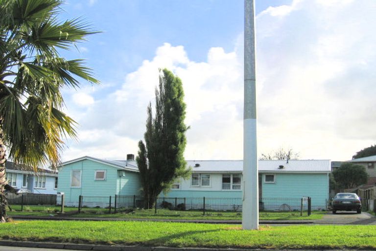 Photo of property in 212 East Tamaki Road, Otara, Auckland, 2023