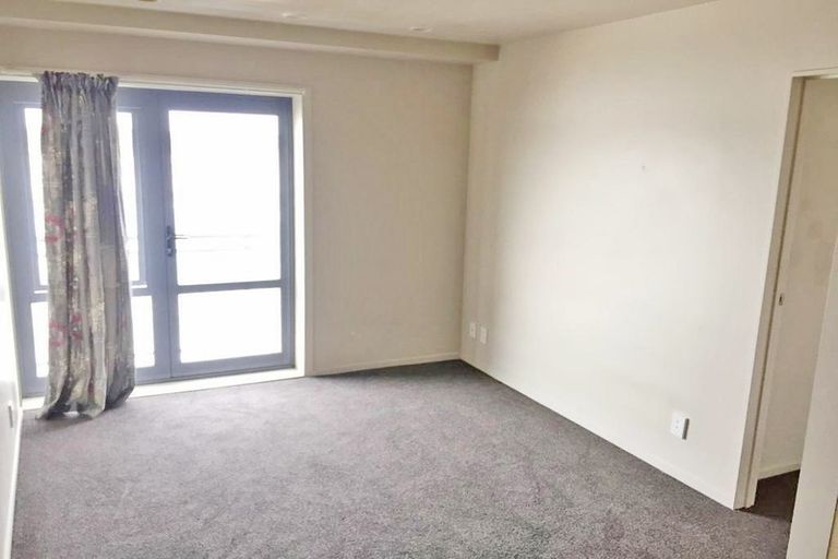 Photo of property in 10d Crown Lynn Place, New Lynn, Auckland, 0600