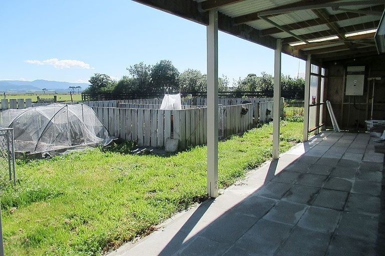 Photo of property in 95 Lake Ferry Road, Lake Ferry, Featherston, 5772