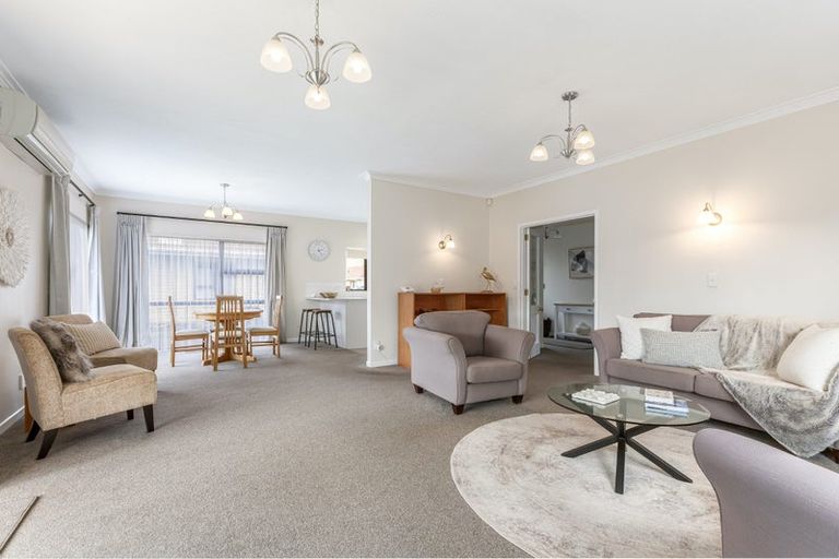 Photo of property in 5/30 Leighton Avenue, Waiwhetu, Lower Hutt, 5010