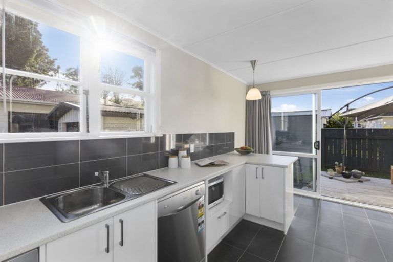 Photo of property in 2 Partridge Street, Taita, Lower Hutt, 5011