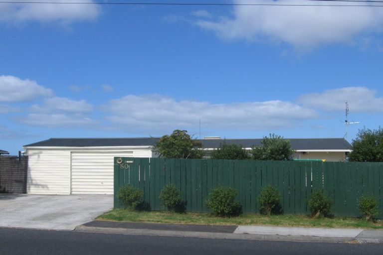 Photo of property in 3/80 Manuka Road, Glenfield, Auckland, 0629