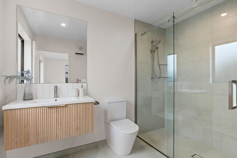 Photo of property in 7a Selkirk Place, Marshland, Christchurch, 8051