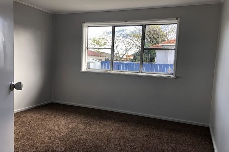 Photo of property in 2/10 Taka Street, Takanini, 2112