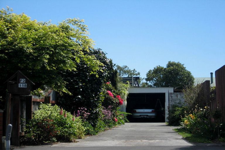 Photo of property in 1/118 Lake Terrace Road, Burwood, Christchurch, 8061