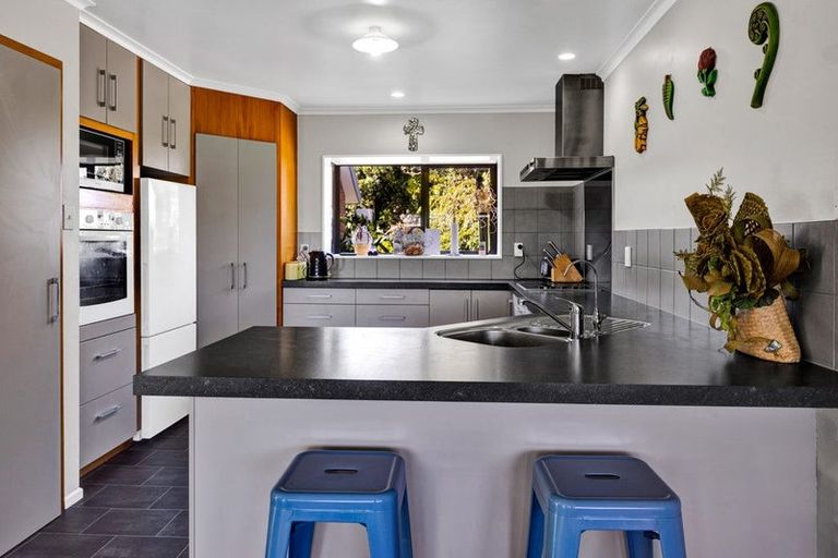 Photo of property in 14 Normanby Road, Normanby, Hawera, 4675