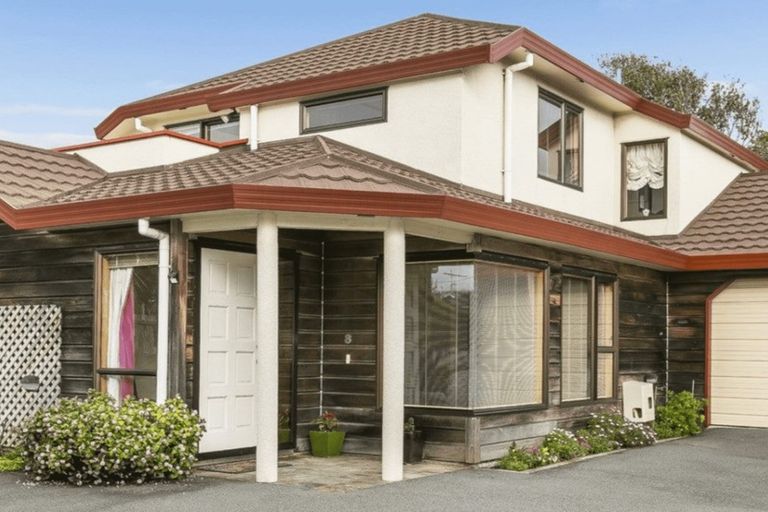 Photo of property in 8 Scorian Close, Karori, Wellington, 6012