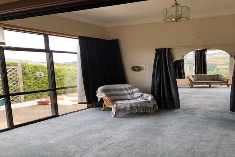 Photo of property in 35 Scotland Terrace, Green Island, Dunedin, 9018