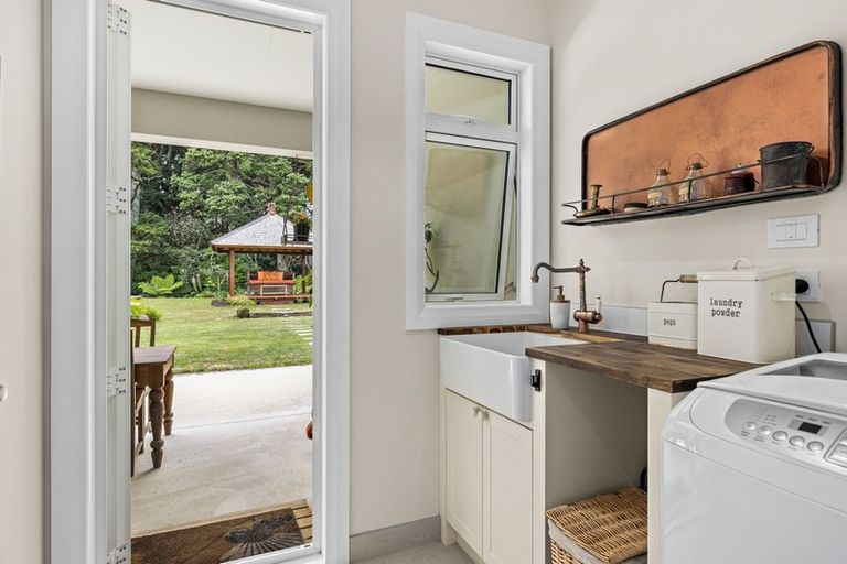 Photo of property in 28 Awanui Crescent, Matakana, Warkworth, 0985