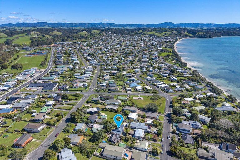 Photo of property in 10a Amanda Lane, Snells Beach, 0920