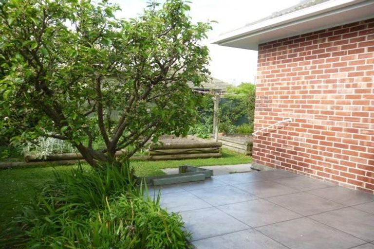 Photo of property in 29 Gleneagles Terrace, Ilam, Christchurch, 8053