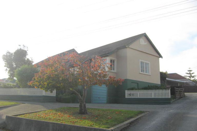 Photo of property in 14 Beach Road, South Hill, Oamaru, 9400