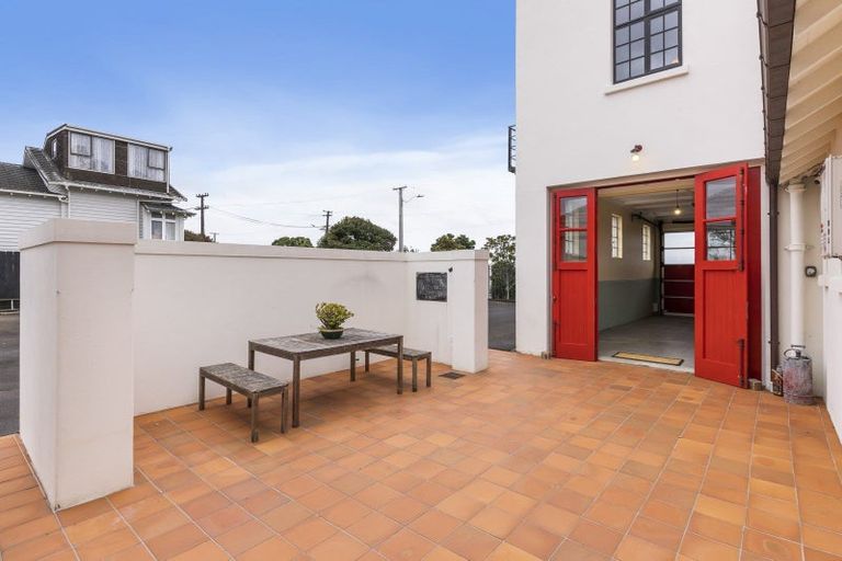 Photo of property in 504 Mount Albert Road, Mount Roskill, Auckland, 1042