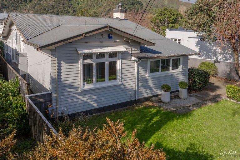 Photo of property in 9 Hinemoa Street, Waiwhetu, Lower Hutt, 5010