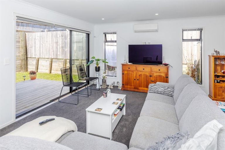 Photo of property in 2/44 Glenview Terrace, Glenview, Hamilton, 3206