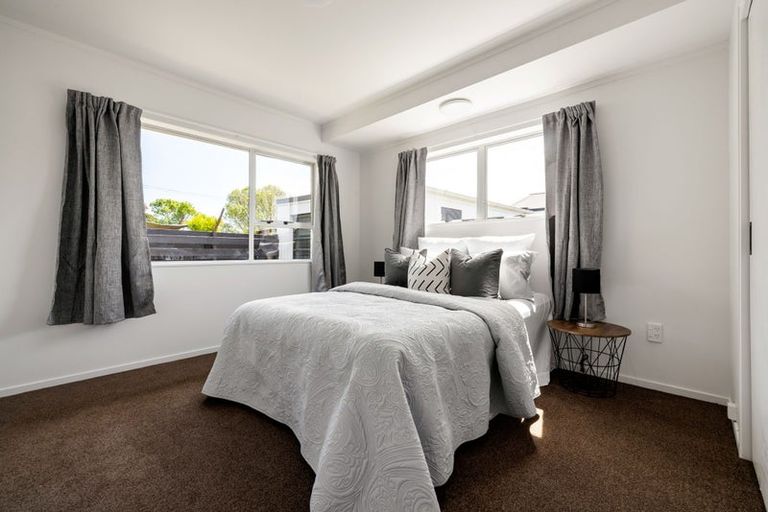 Photo of property in 1 Hilton Road, St Andrews, Hamilton, 3200