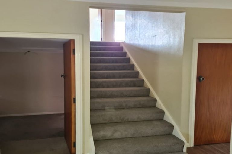 Photo of property in 89 Tirohanga Road, Tirohanga, Lower Hutt, 5010