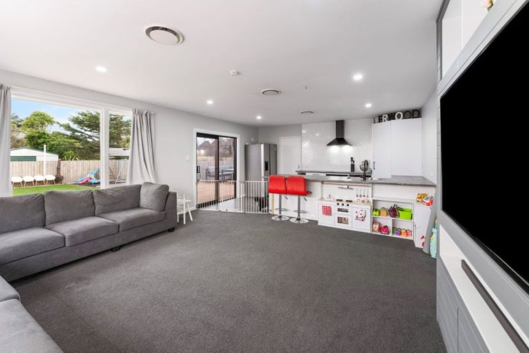 Photo of property in 93 Breezes Road, Avondale, Christchurch, 8061