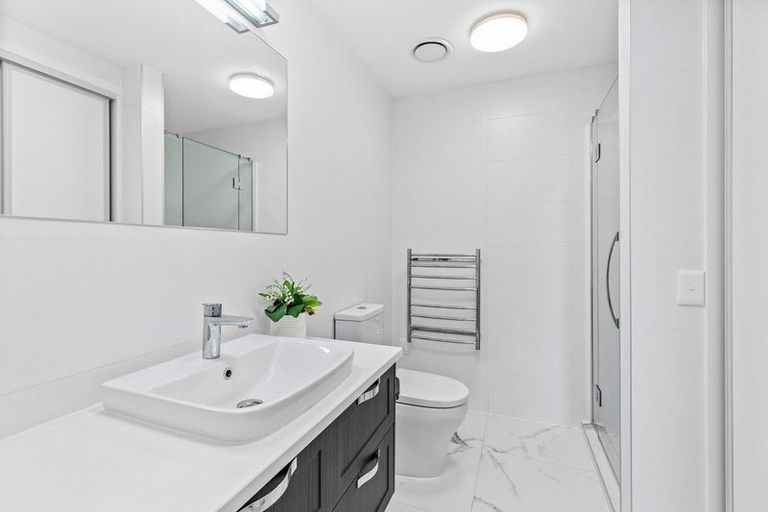 Photo of property in 170 Landmark Terrace, Orewa, 0931