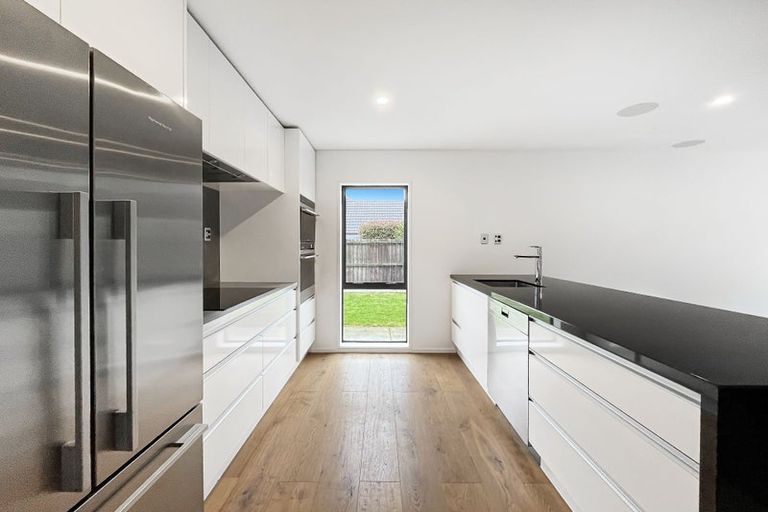 Photo of property in 2/87 Merrin Street, Avonhead, Christchurch, 8042