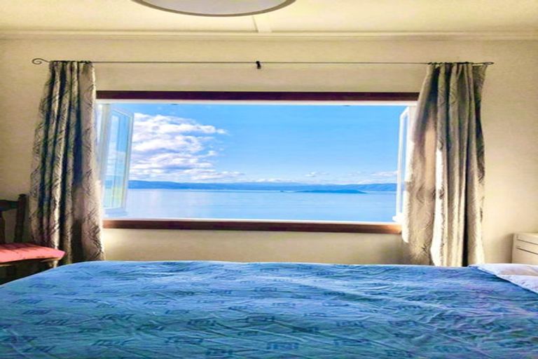 Photo of property in 112 Grafton Road, Roseneath, Wellington, 6011