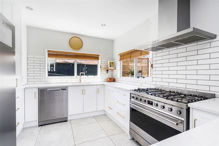 Photo of property in 8 Henry Street, Kensington, Whangarei, 0112