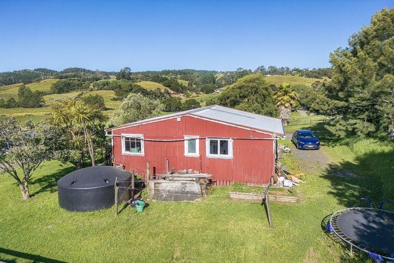 Photo of property in 211 Stoney Creek Road, Kaukapakapa, 0873