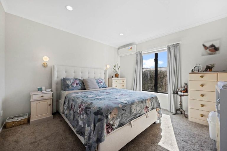 Photo of property in Tuscany Towers, 47/1 Ambrico Place, New Lynn, Auckland, 0600